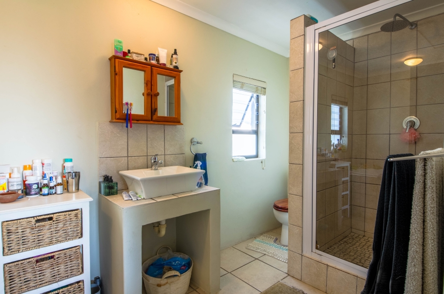 4 Bedroom Property for Sale in Pringle Bay Western Cape